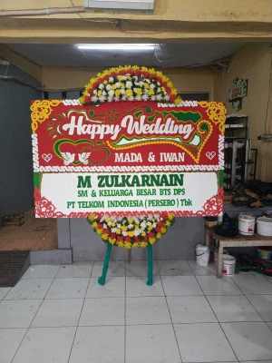 Papan Bunga di Kaligawe Pedan